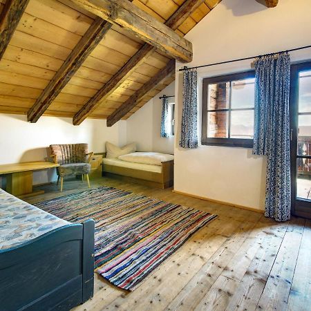Apartment In Lienz With A Balcony Obernussdorf Bagian luar foto