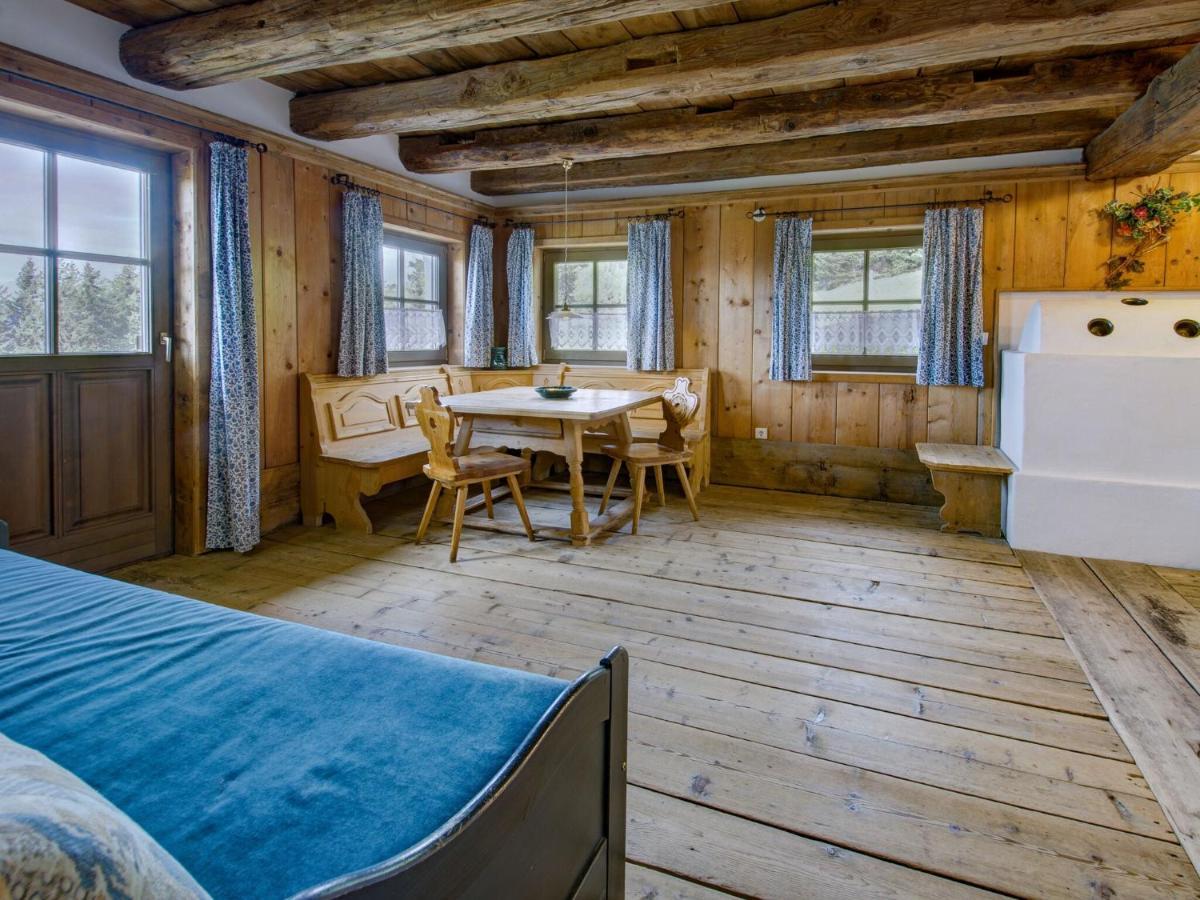 Apartment In Lienz With A Balcony Obernussdorf Bagian luar foto
