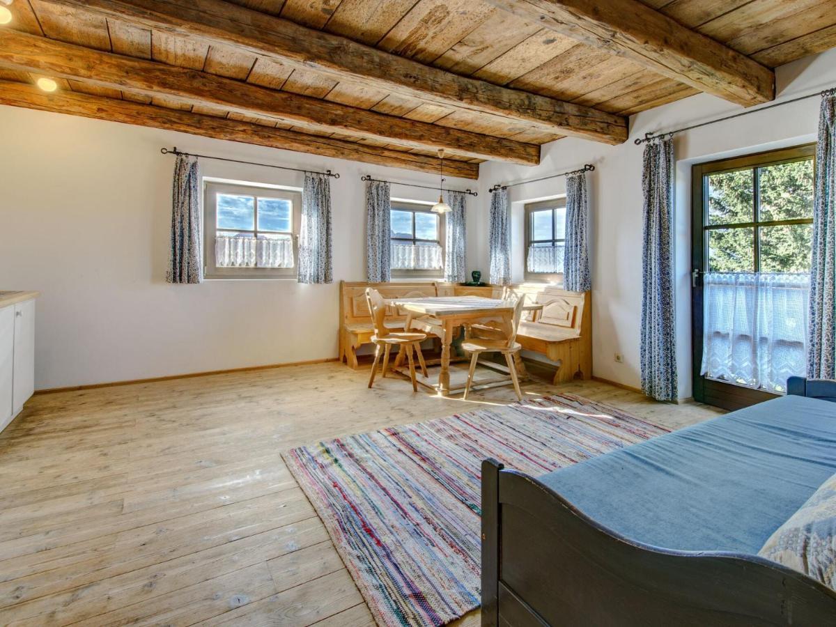 Apartment In Lienz With A Balcony Obernussdorf Bagian luar foto